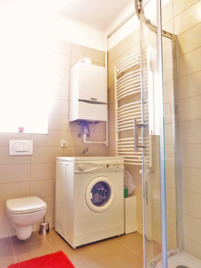 Apartment Maya'S Загреб Екстериор снимка